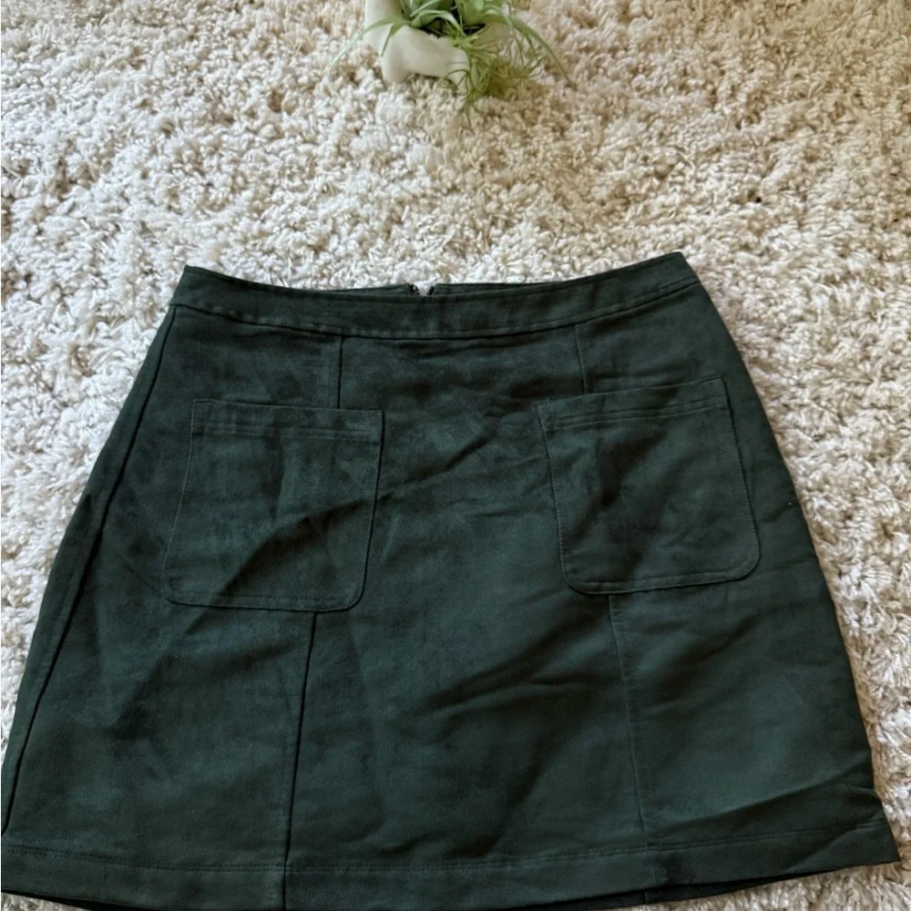 Old Navy Green A-Line Mini Skirt Casual - Picture 3 of 7